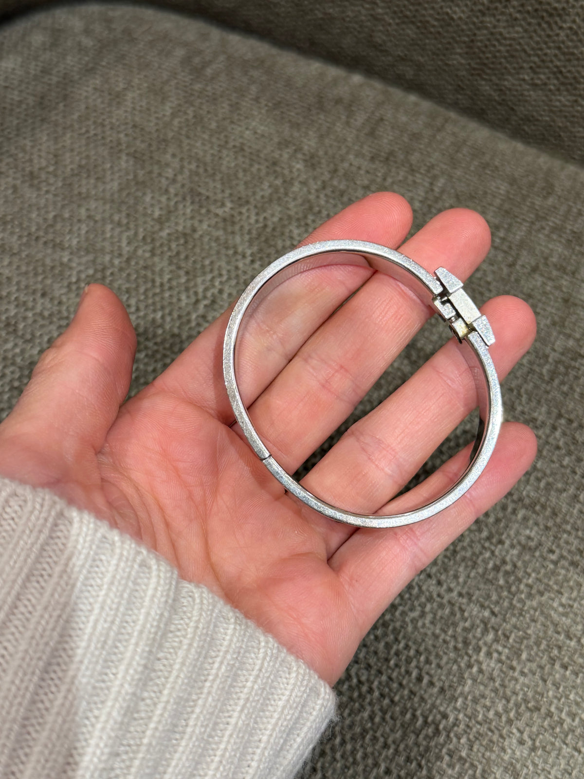 Bracelet noir Clic Hermès, finition argentée 19/10
