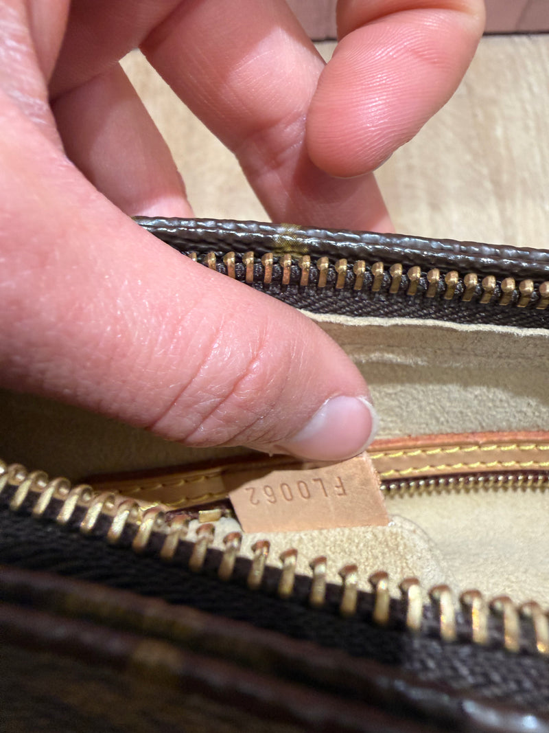 Sac Louis Vuitton looping