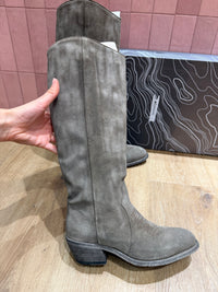 Bottes grises / L’Embargo T.37 16/10