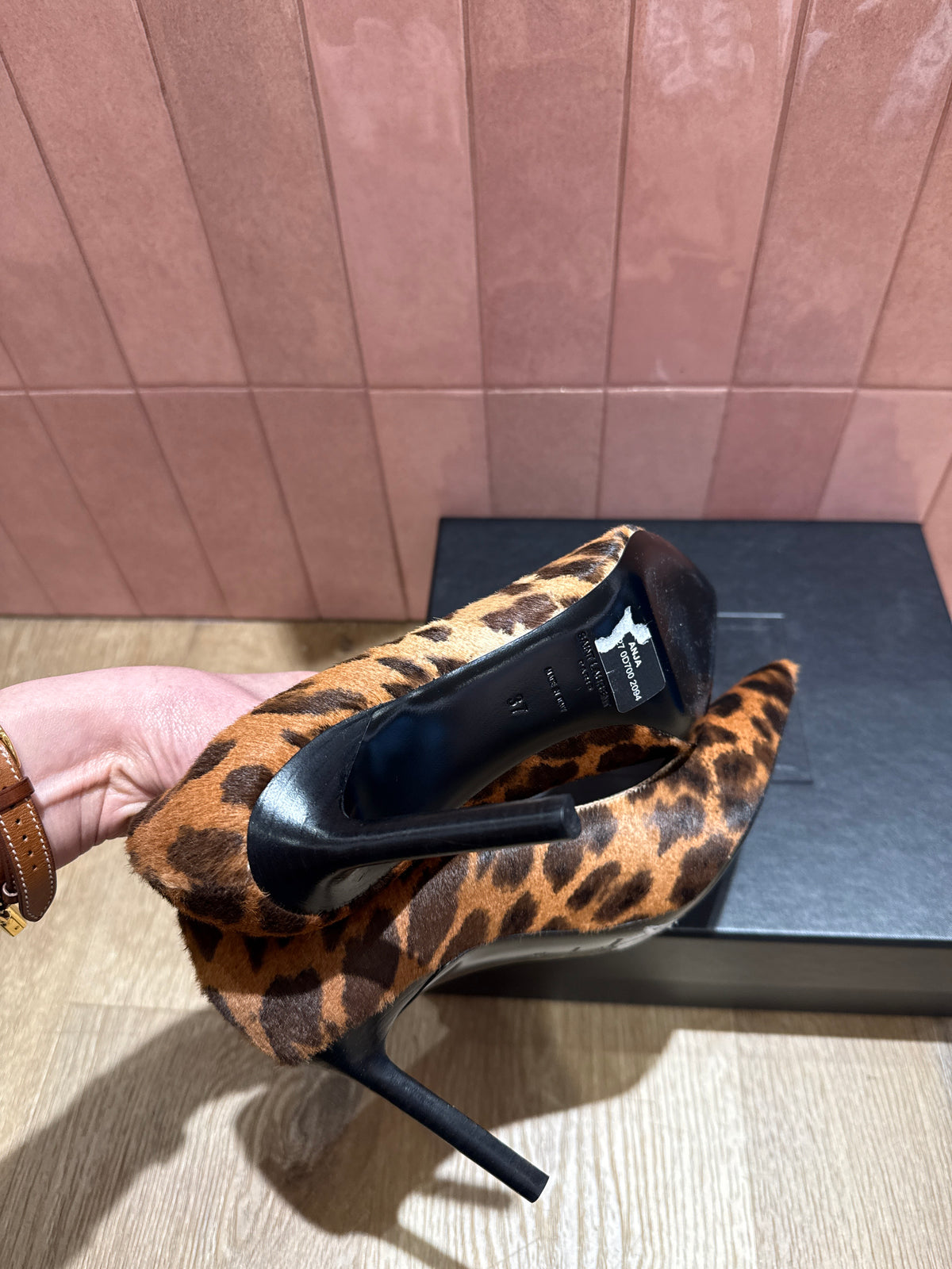 Escarpins Yves saint Laurent T.37