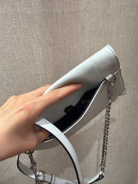 Sac en cuir Karl Lagerfeld 06/06