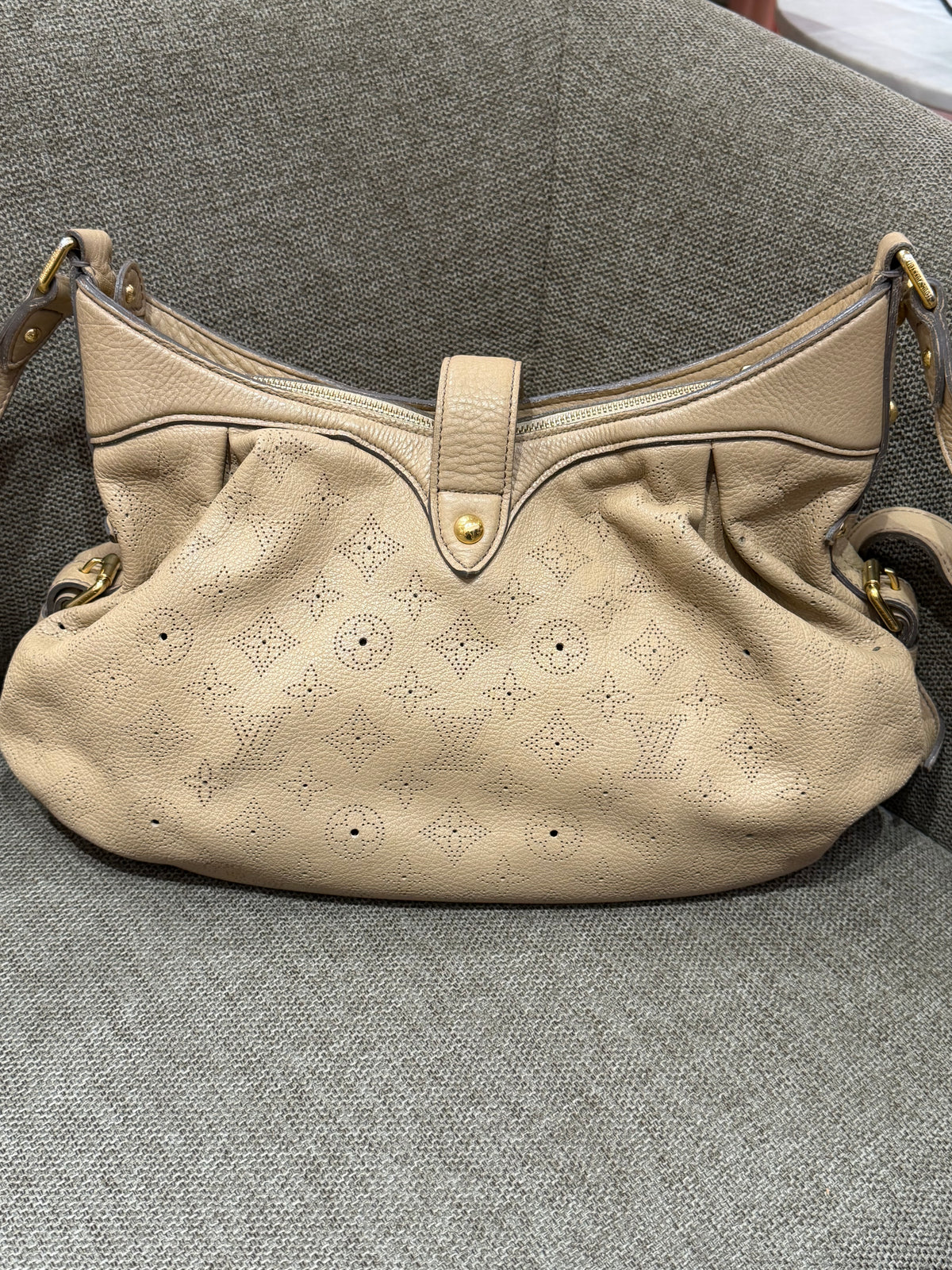 Sac Louis Vuitton mahina 23/09 en cuir