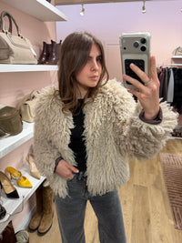Veste beige à froufrous Grugmama T.S 20/09
