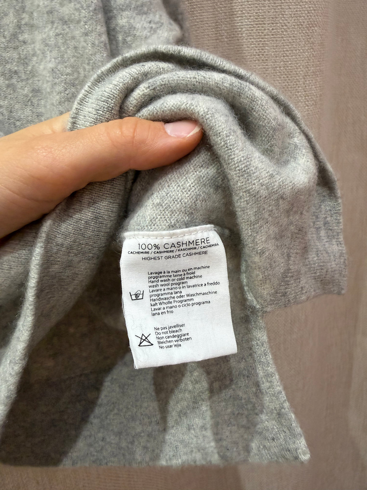 pull gris not shy en cachemire T.L 28/08