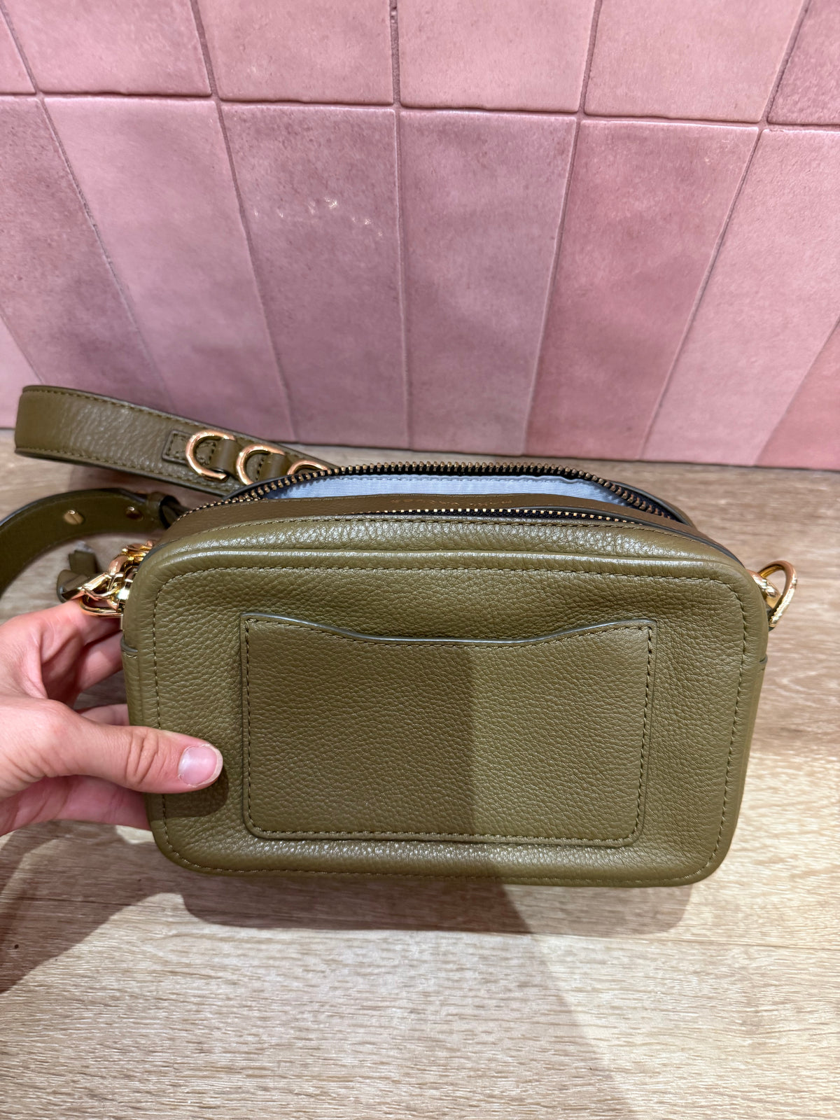 Sac Marc Jacob en cuir kaki 24/07