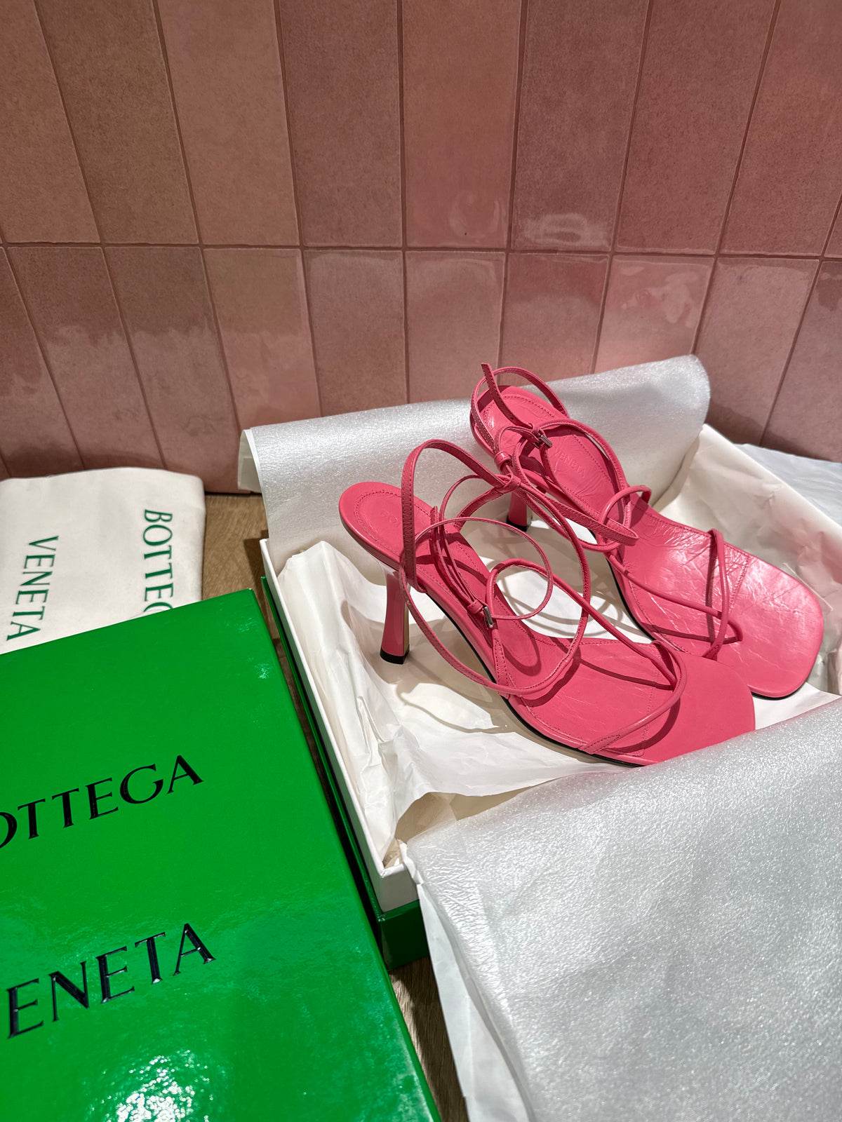 Chaussures bottega venetta T.39 neuves 03/06