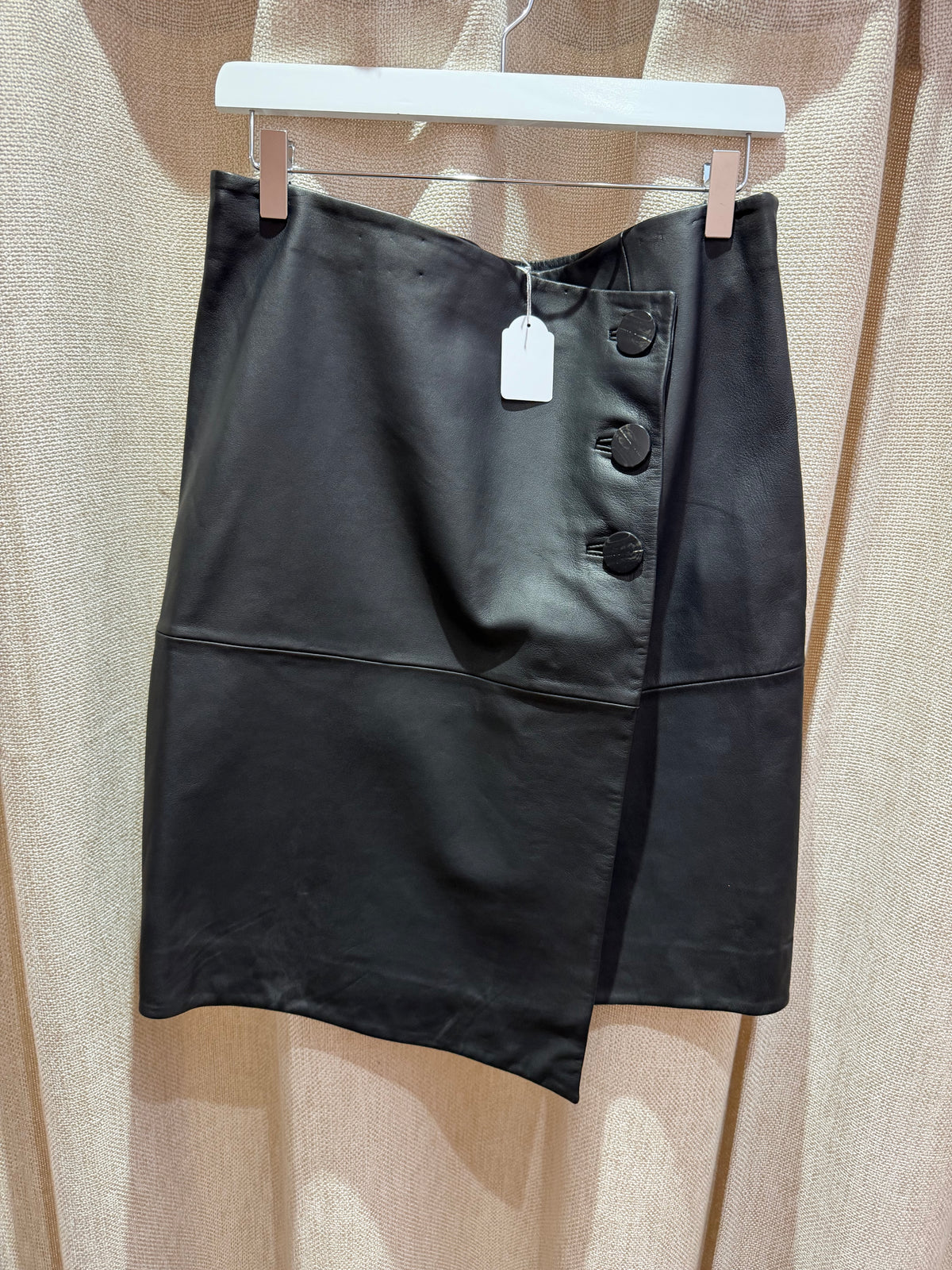 Jupe crayon noire en cuir ba&sh T.L 12/10