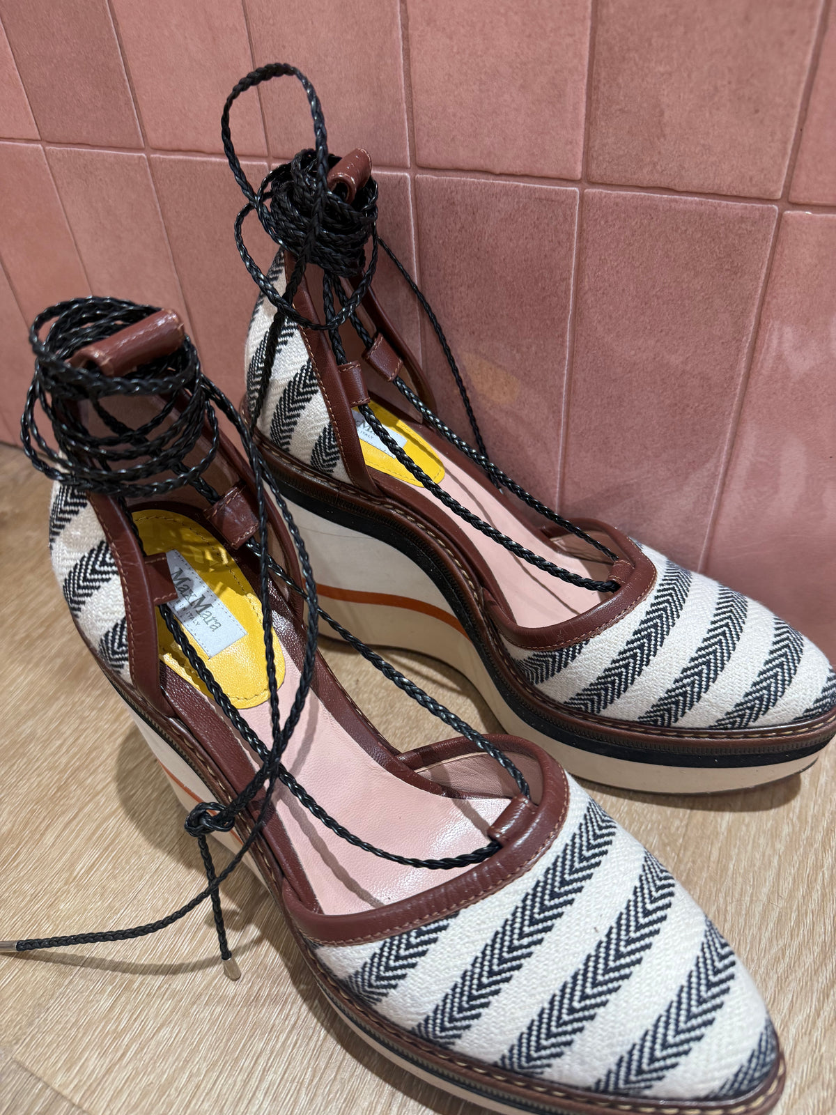 Sandales Max Mara Blanc T.40