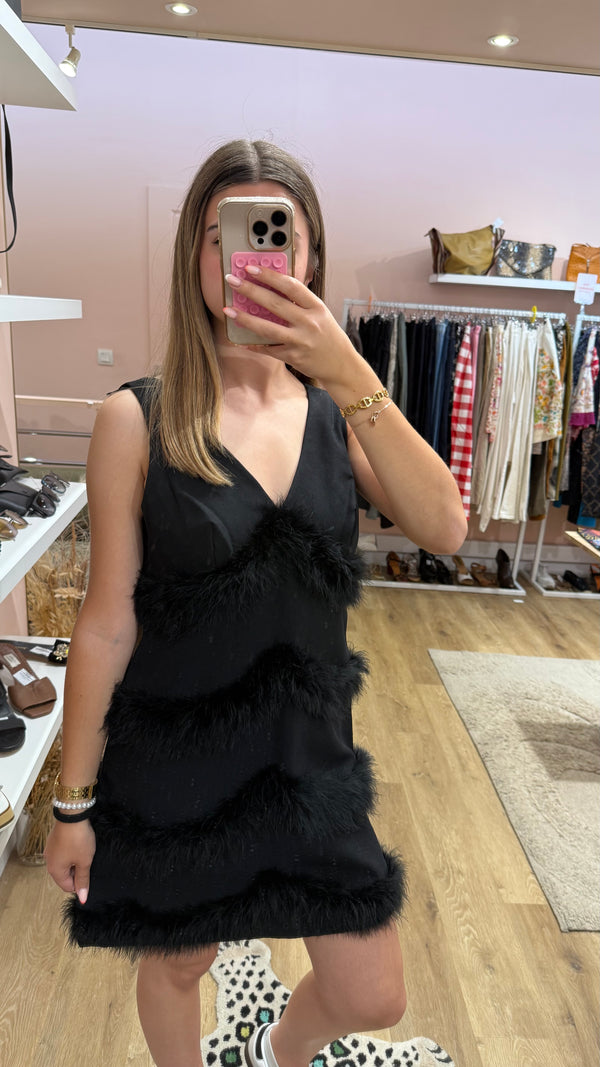 Robe noire plume T.36 Arlette natsat 18/06