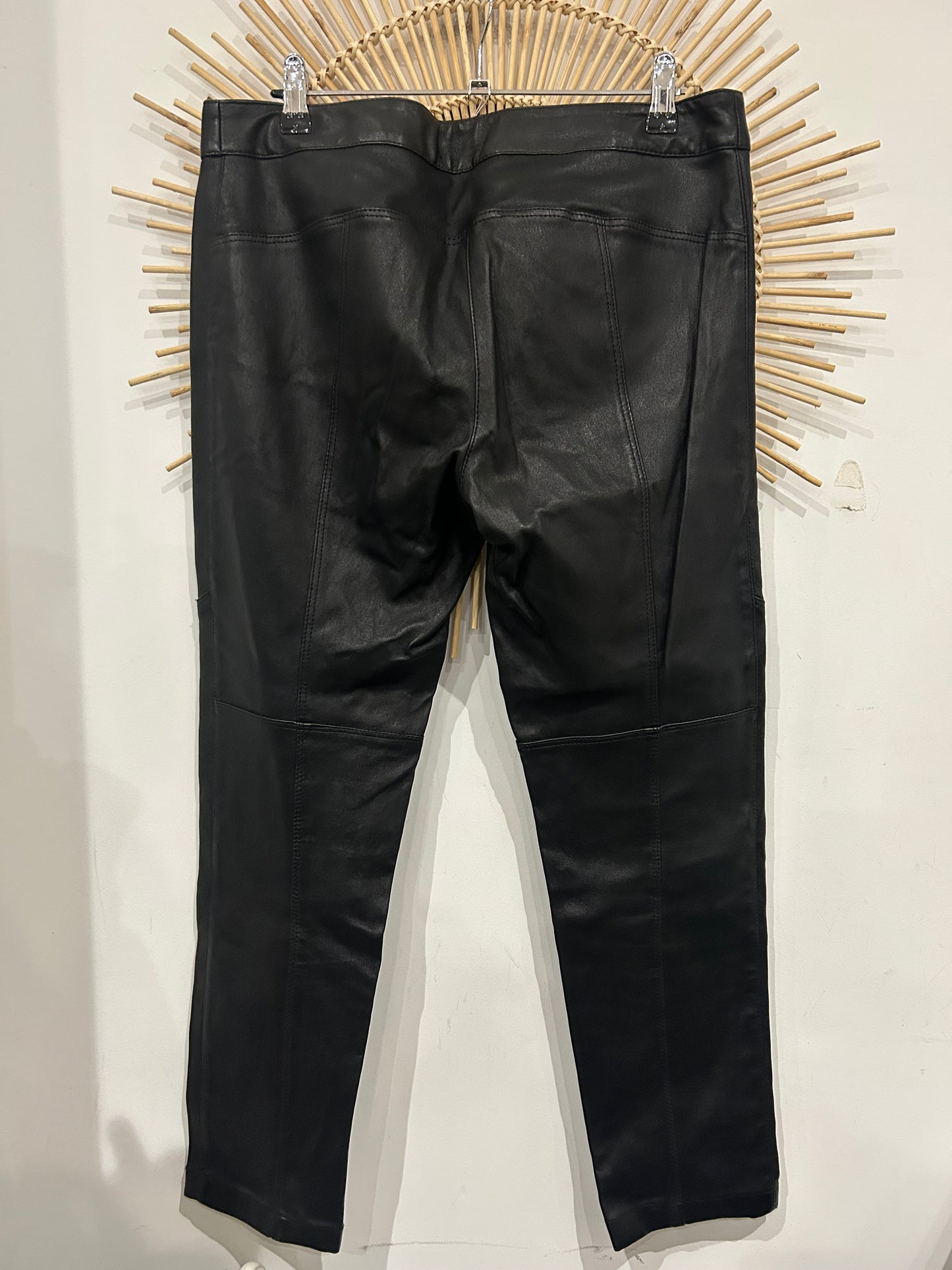 Pantalon en cuir Patrizia Pepe Taille 44