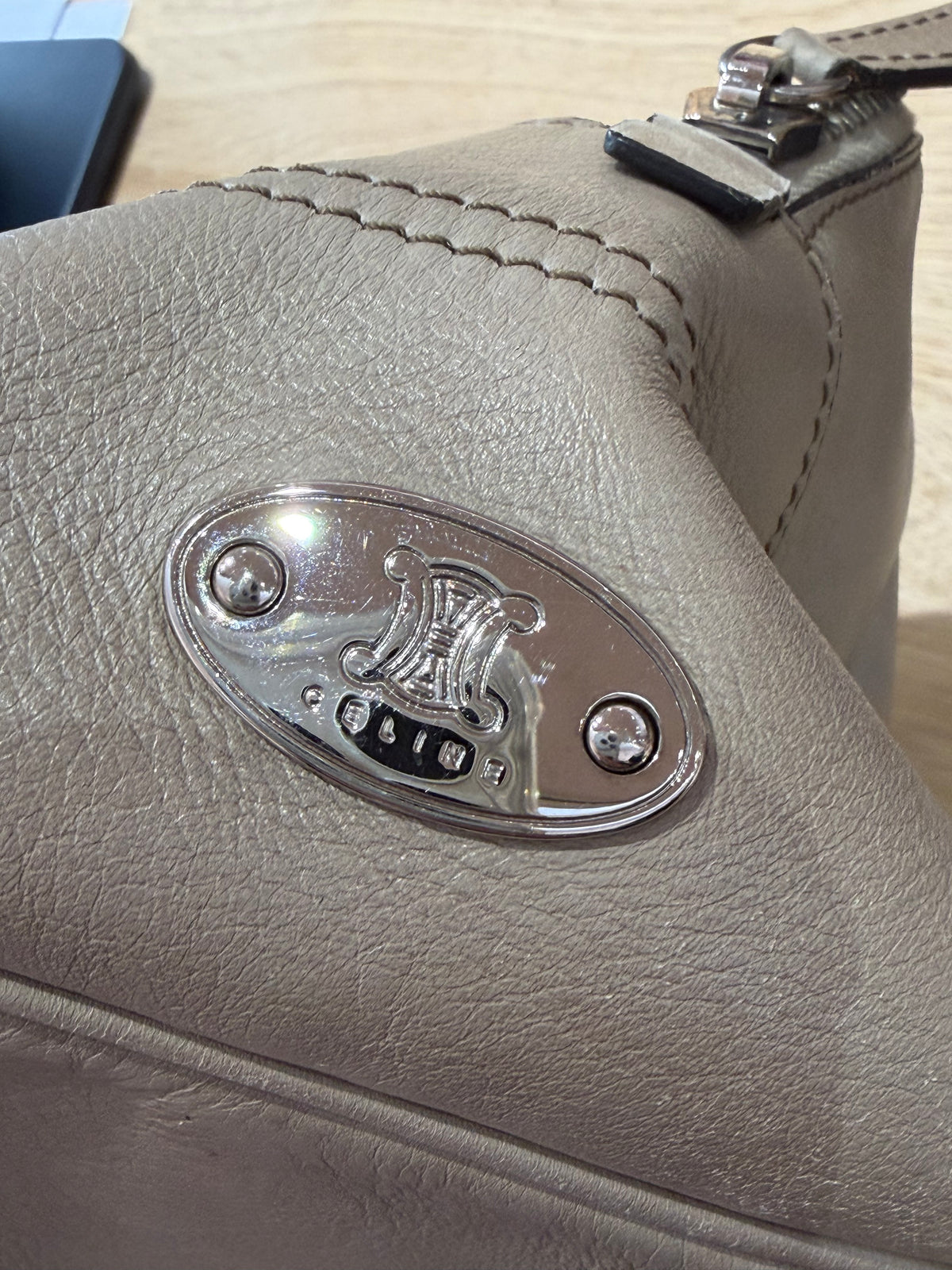Sac Céline beige en cuir 17/09