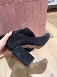 Bottes noires en daim Red Valentino - T.36 15/09