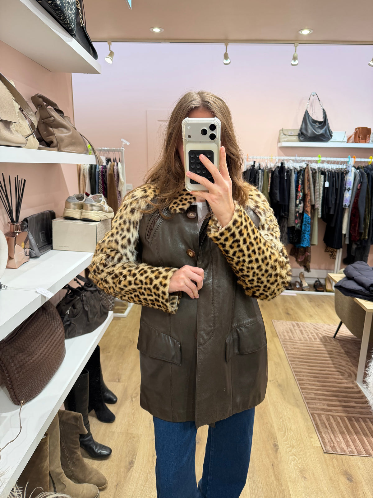 Veste en cuir vintage taille 36 fourrure 11/10