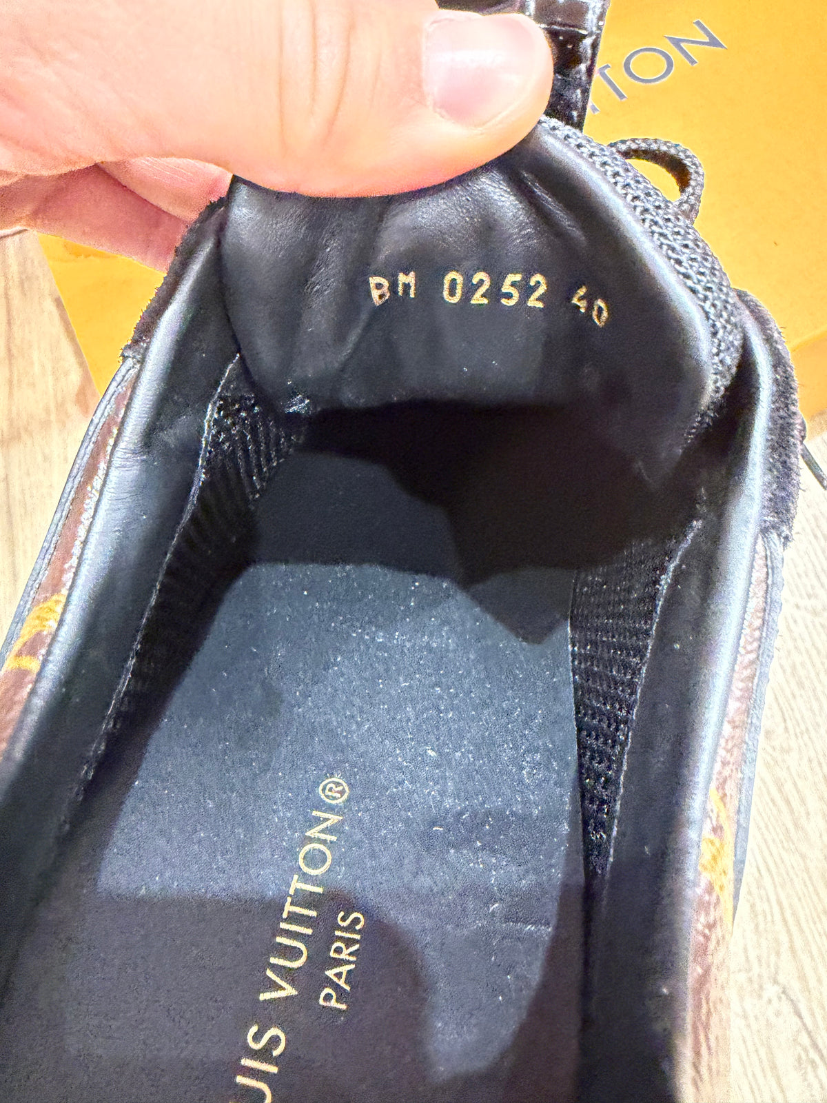 Basket Louis Vuitton T.40 23/10