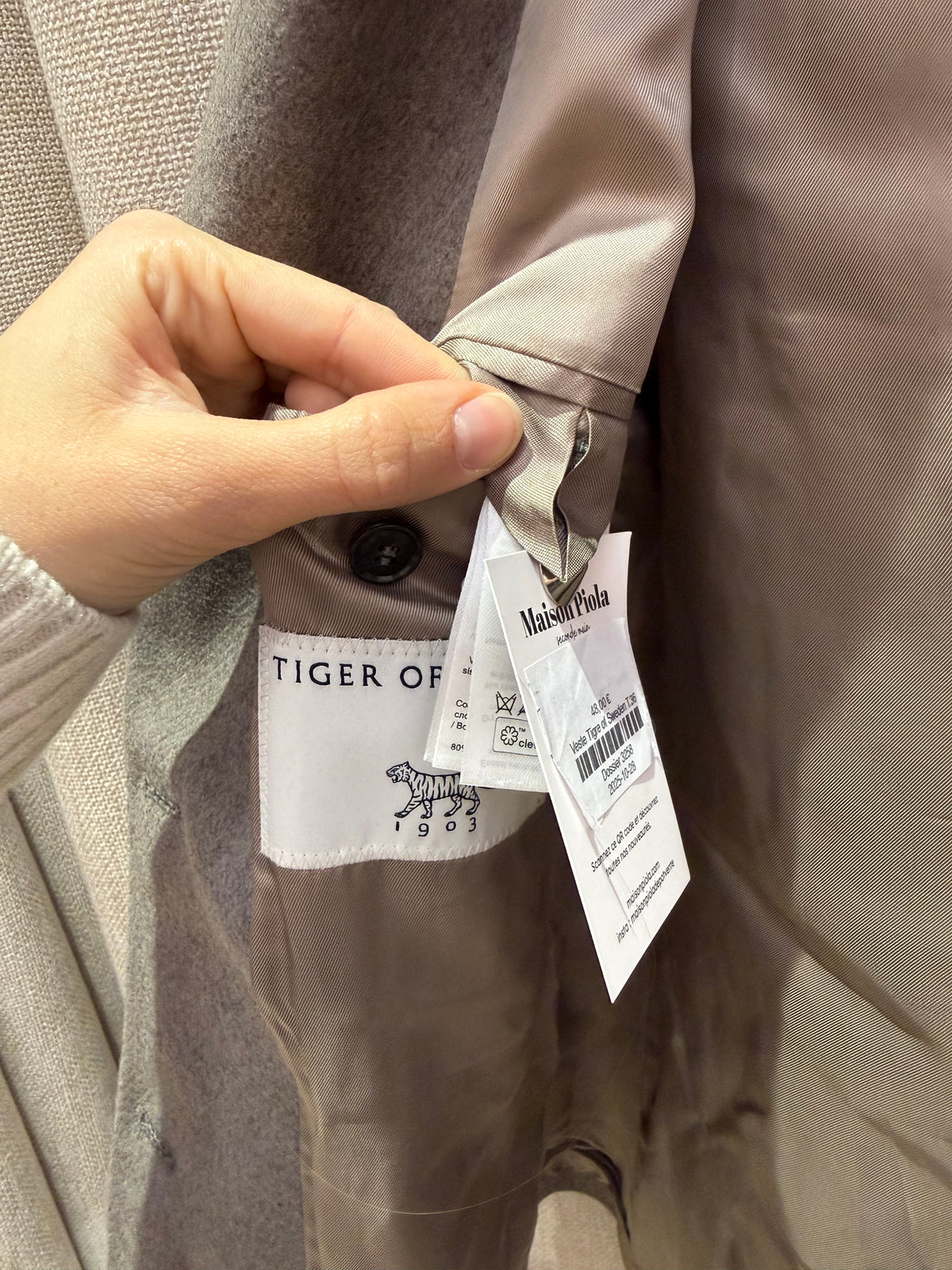 Veste Tigre of Sweden T.36