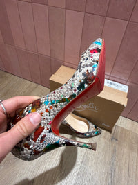 Louboutin escarpins t.37 vente privée