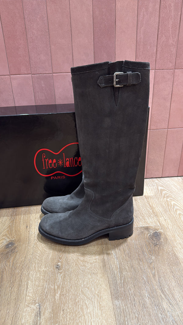 Bottes free lance T.38 daim cuir