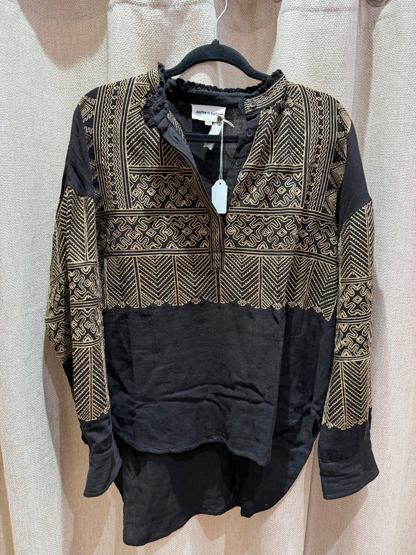 Blouse noire broderie beige Antik batik T.M 12/10