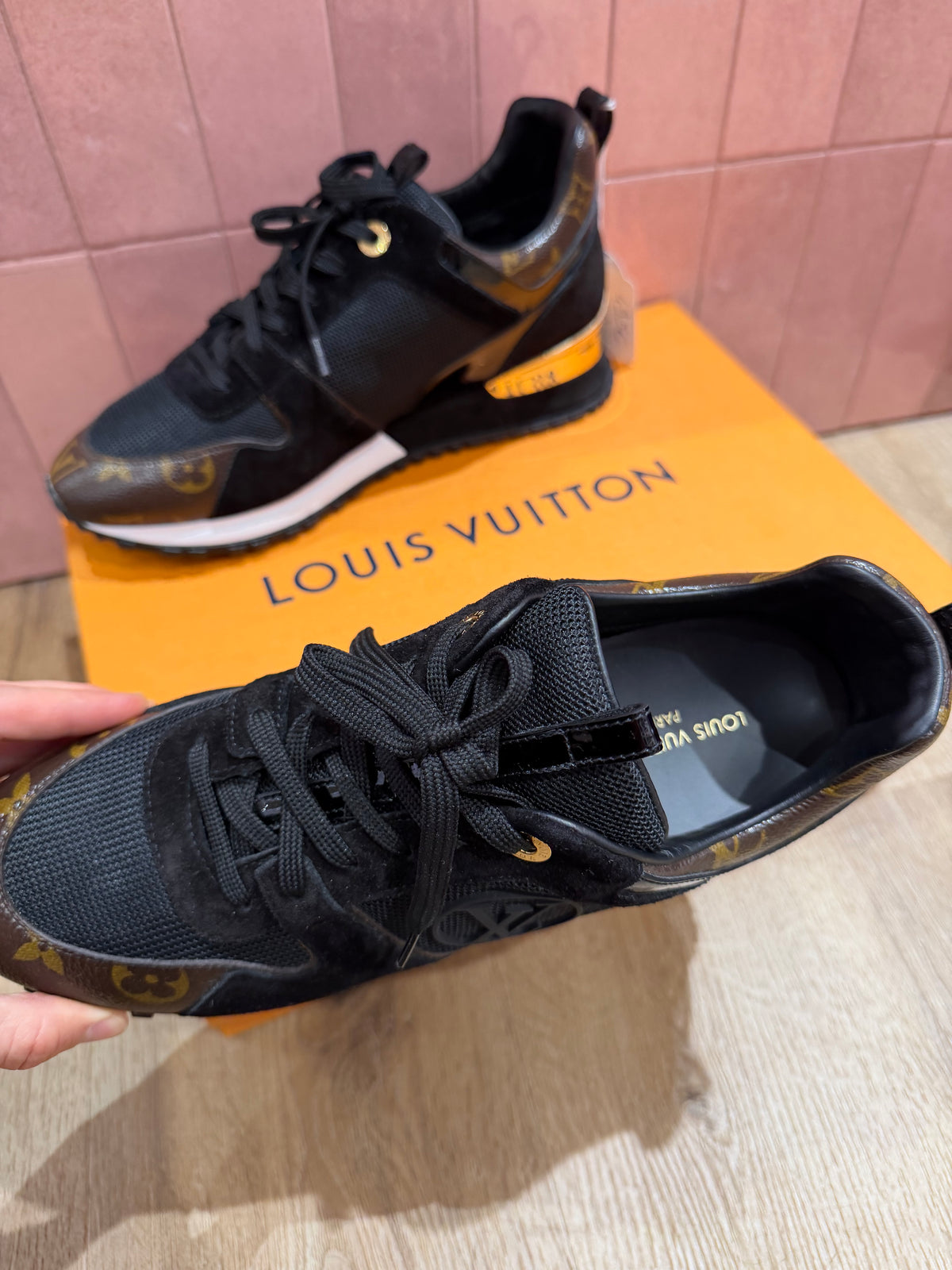 Basket Louis Vuitton T.40 23/10