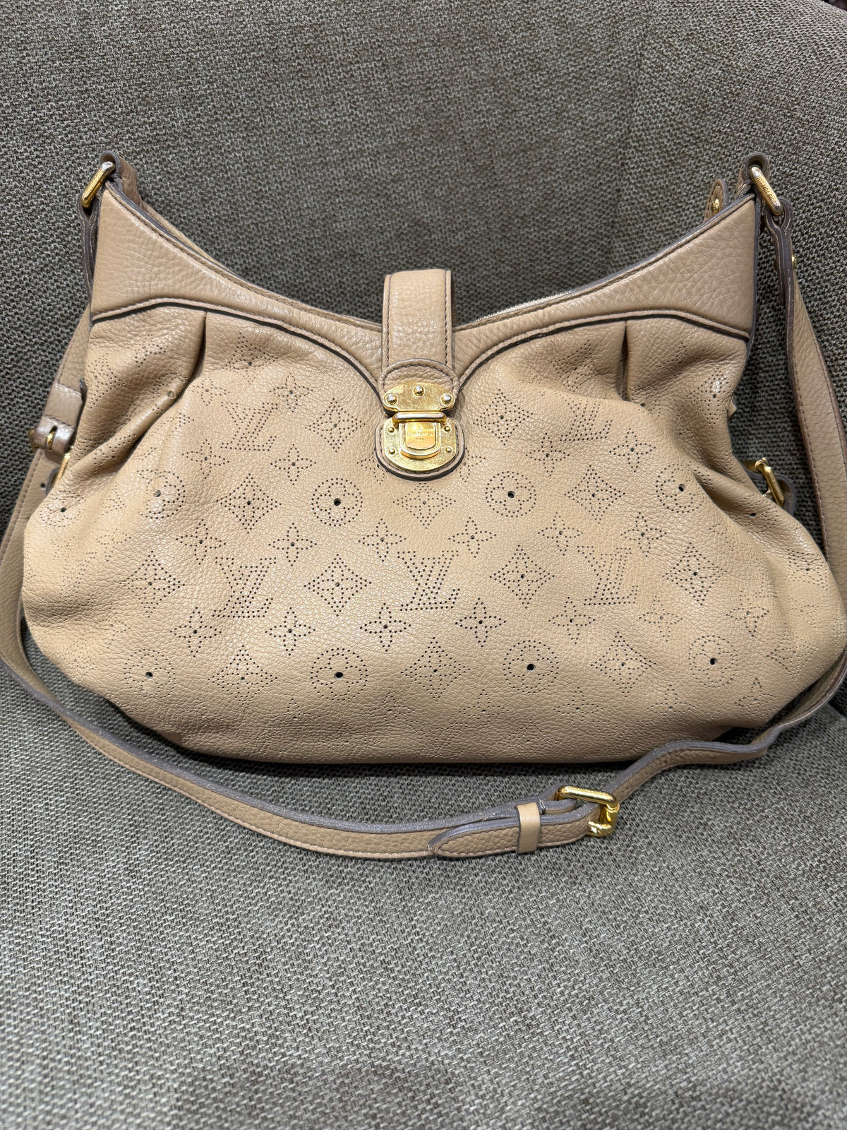 Sac Louis Vuitton mahina 23/09 en cuir
