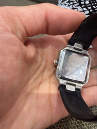 Montre noire Mauboussin 11/06