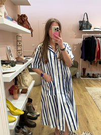 Robe APC blanche et bleue rayures T.M