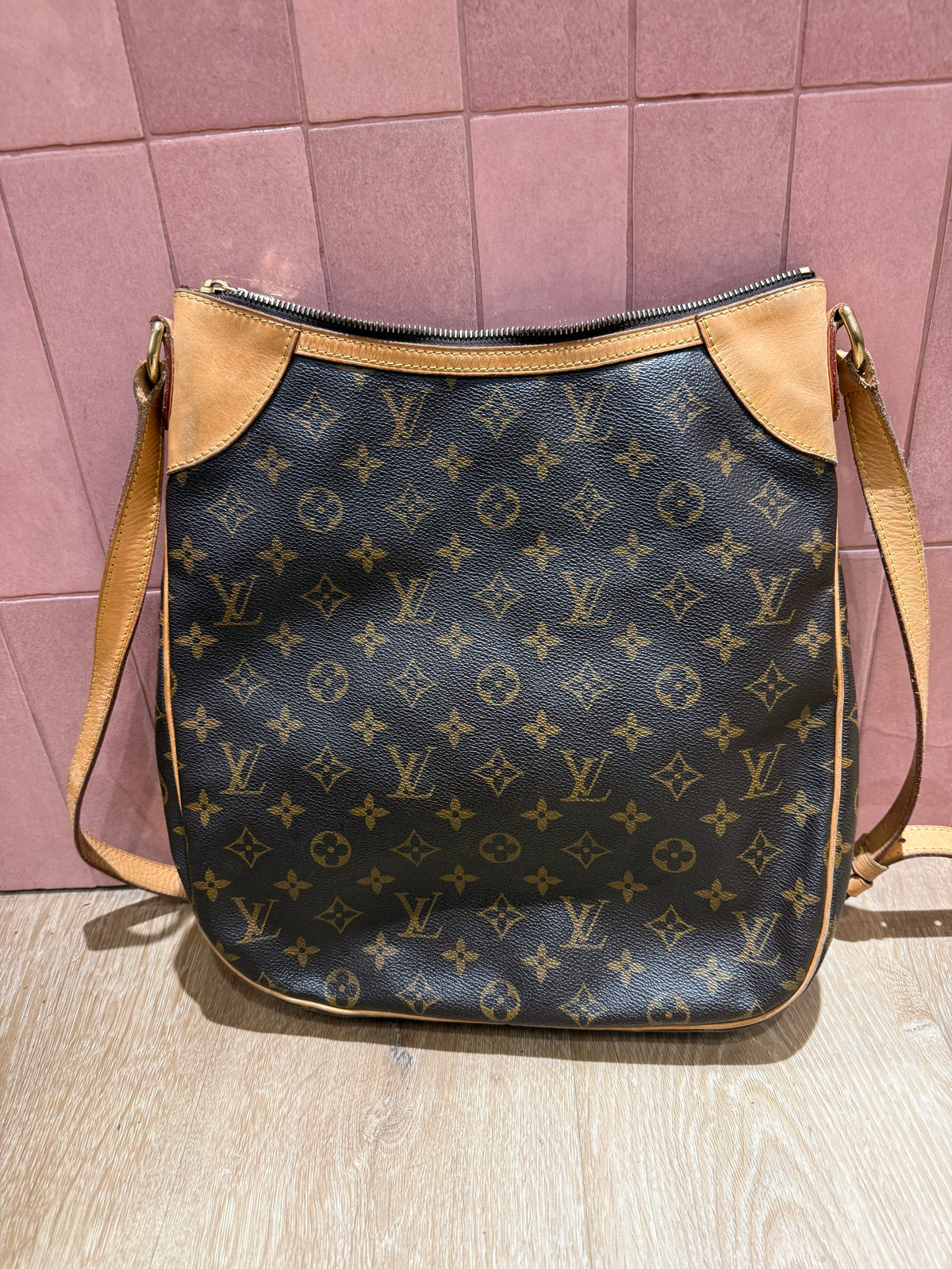 Louis Vuitton – odeon Sac bandoulière