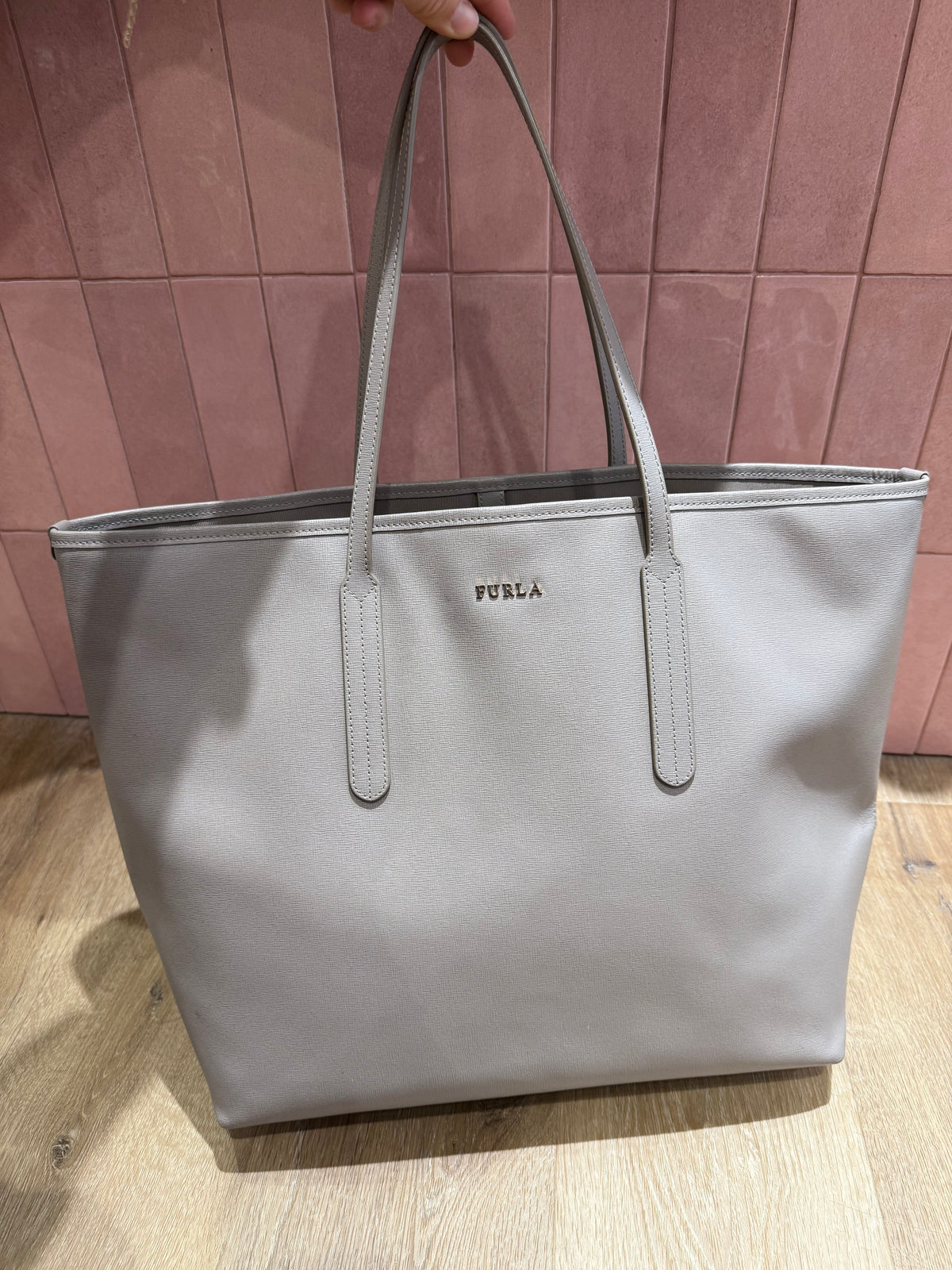Cabas Furla gris cuir TU