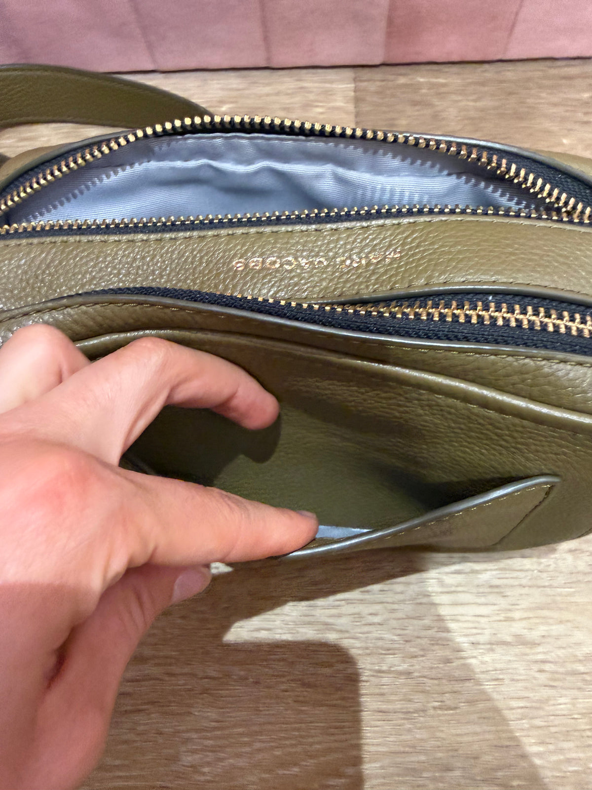 Sac Marc Jacob en cuir kaki 24/07