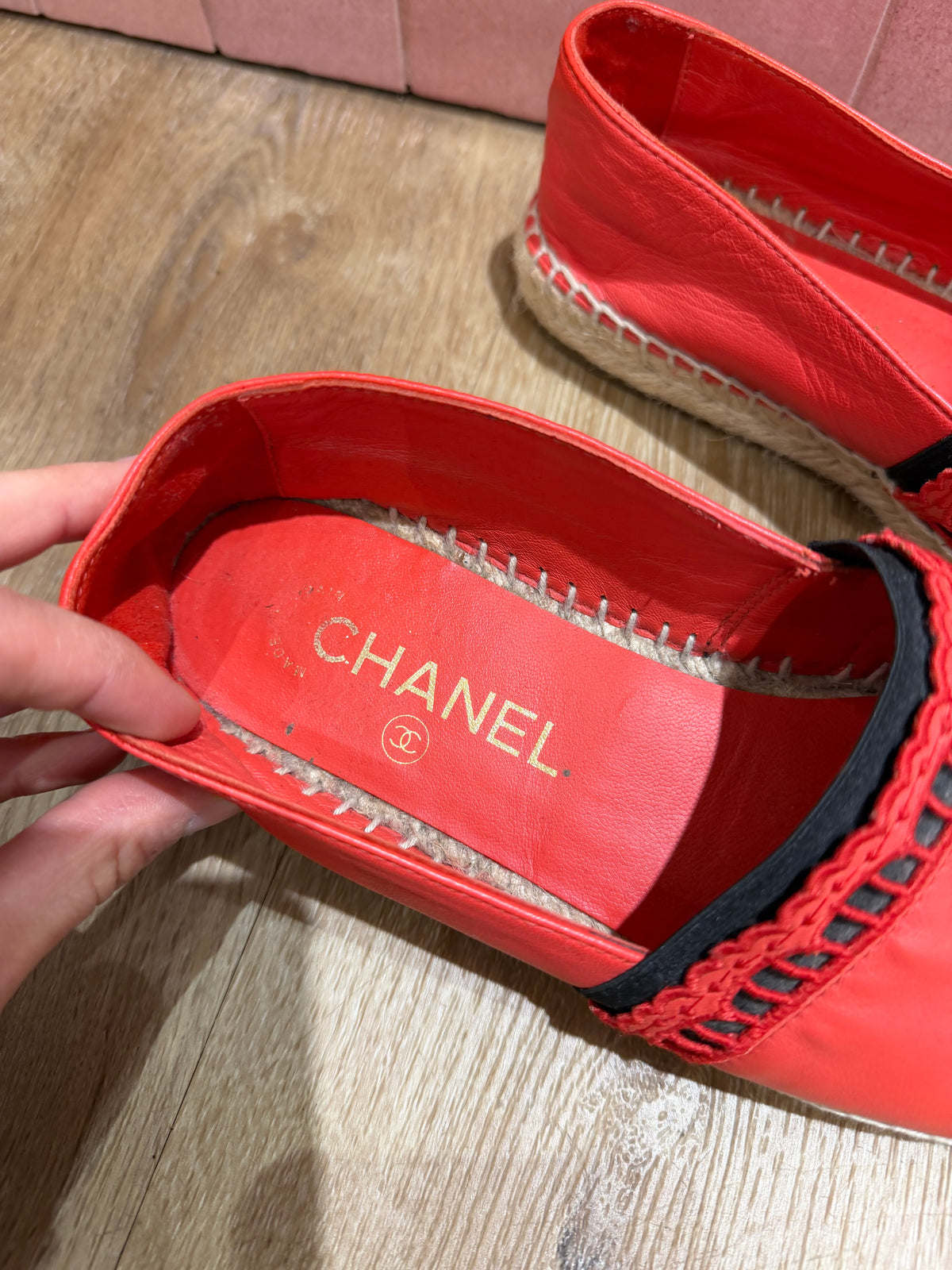 Espadrilles rouges en cuir Chanel - T.37 19/10