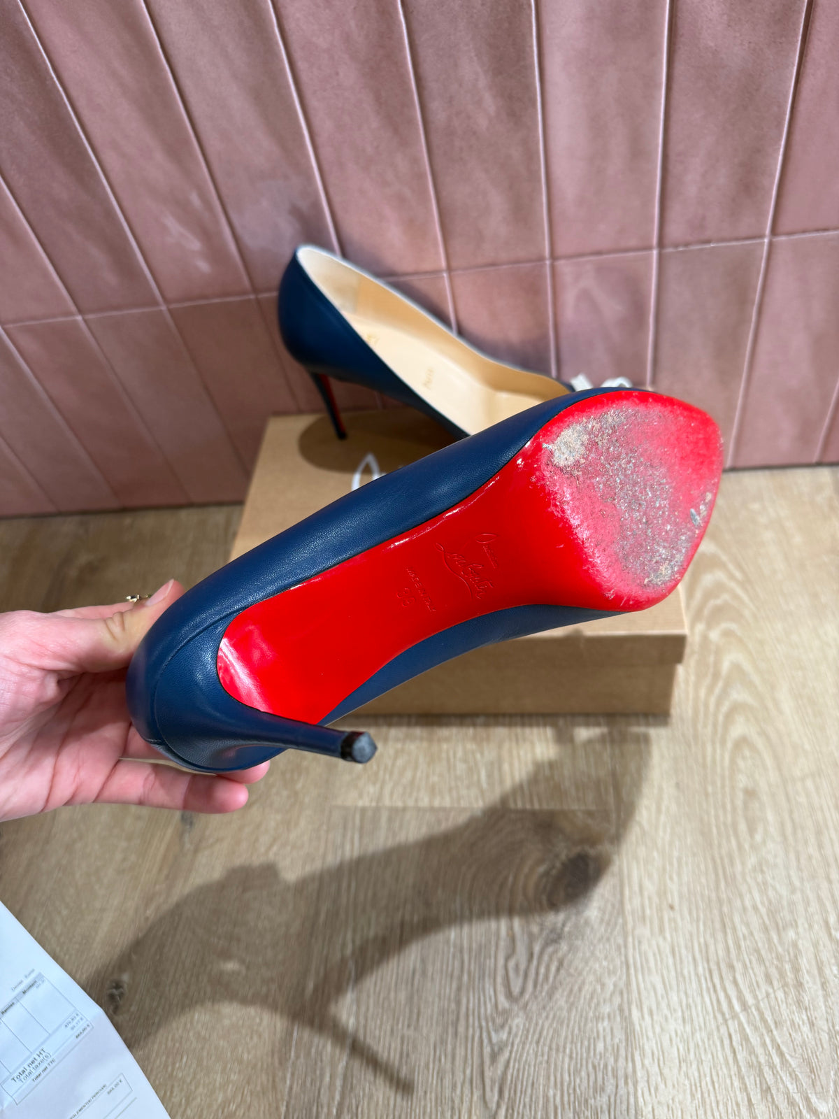 Louboutin escarpins 39