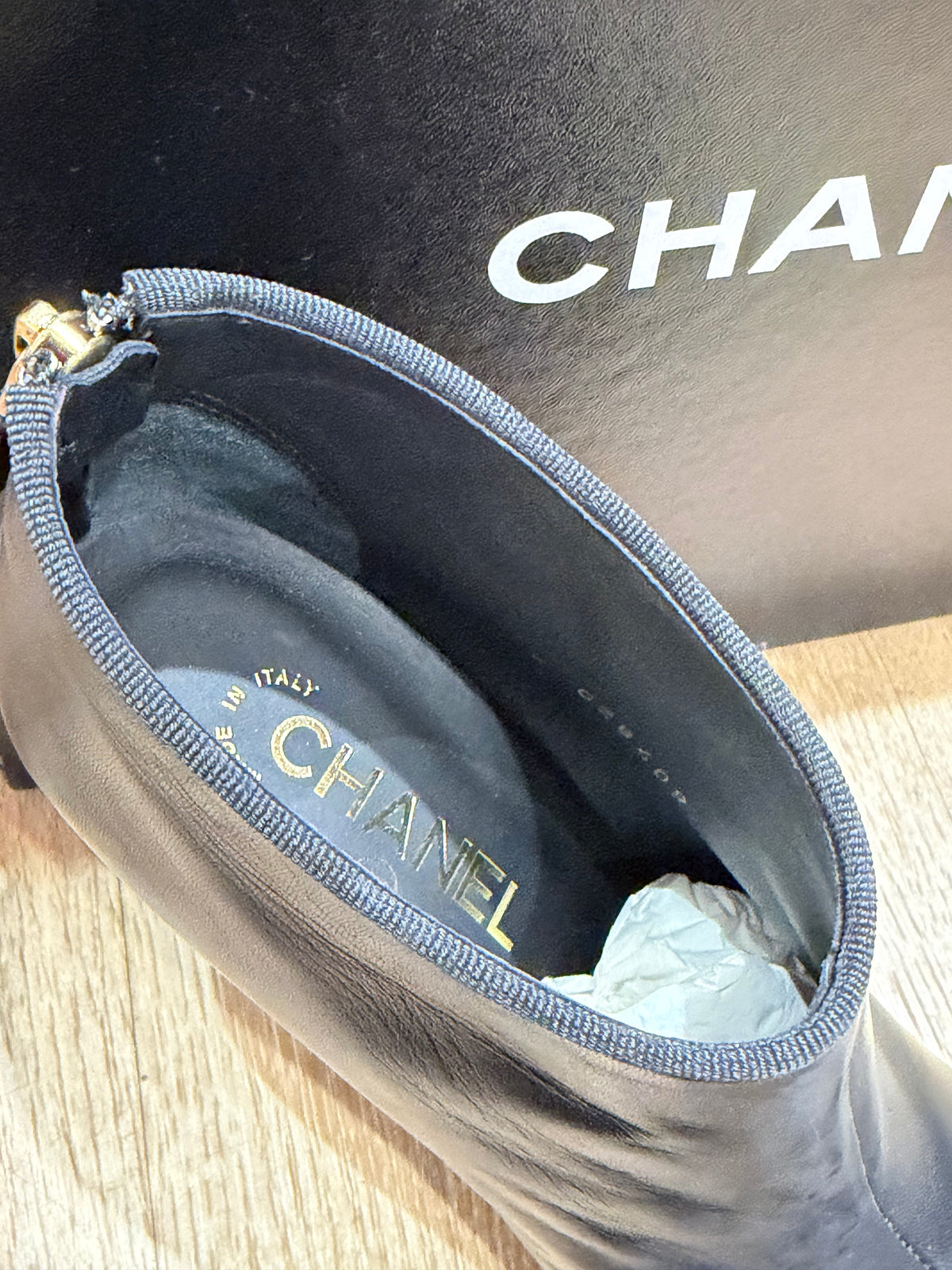 Bottines noires bout rond Chanel - T.38 07/10