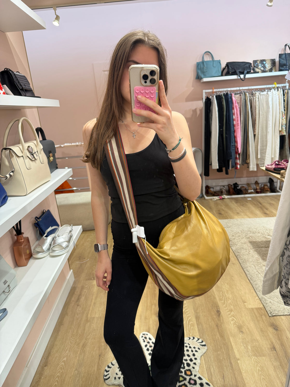 Sac jaune en cuir - jaune - 31/05