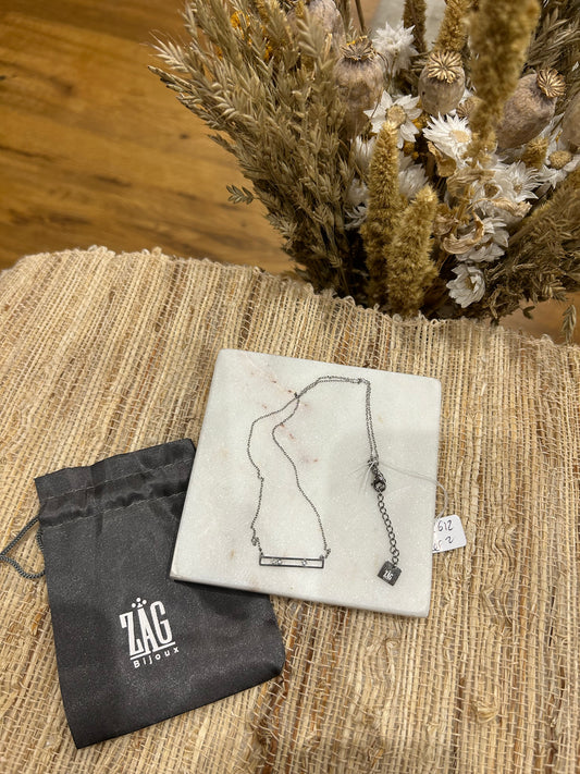Collier argenté Zag