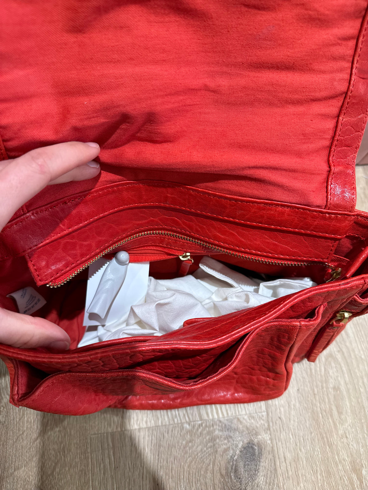 Sac rouge petit mendigote en cuir