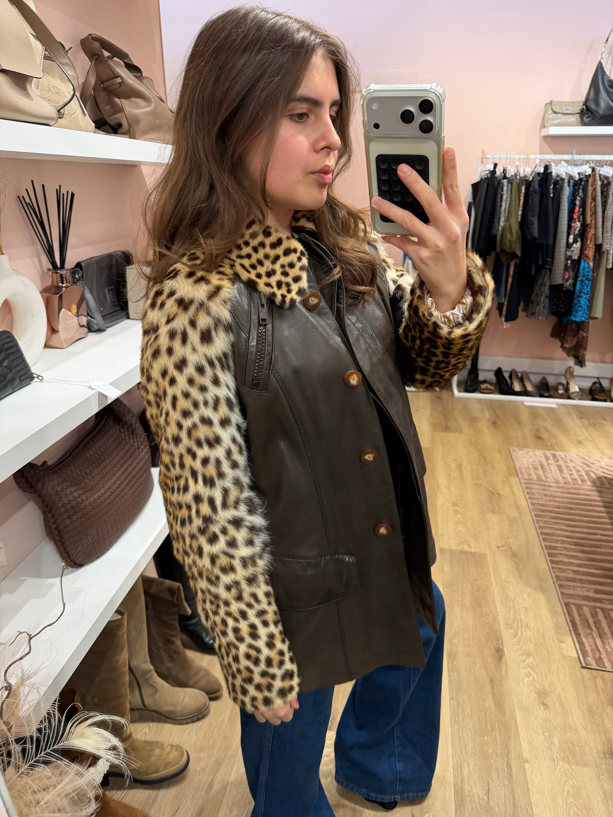 Veste en cuir vintage taille 36 fourrure 11/10