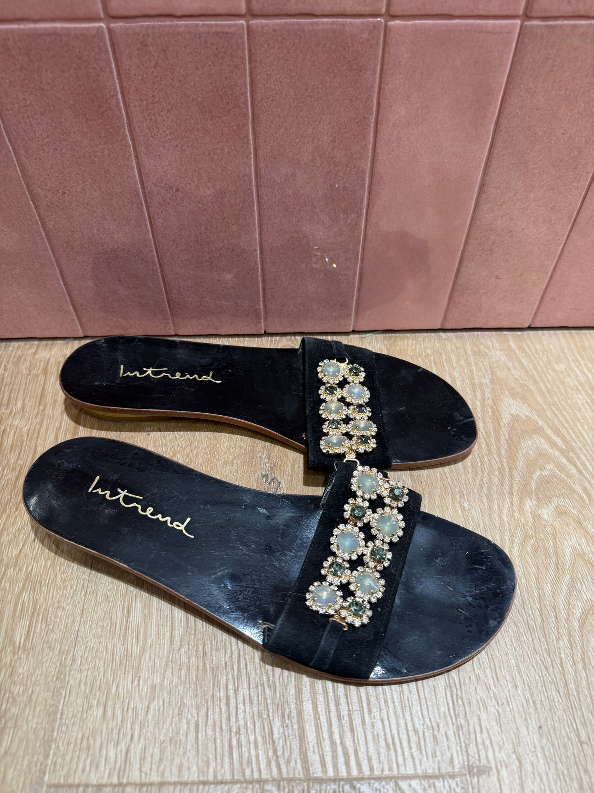 Mules Intrend Noir T.40 09/06