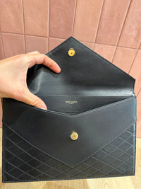 Pochette en cuir saint Laurent 23/06