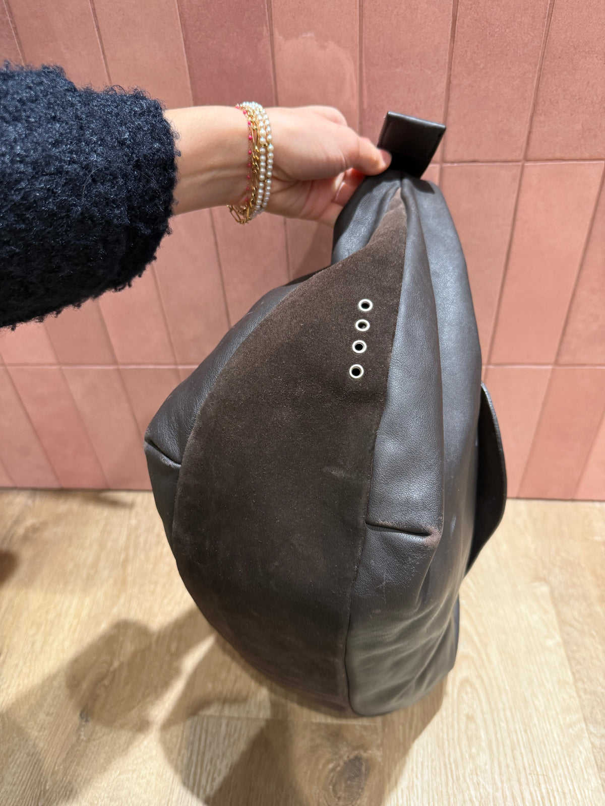 Sac en cuir marron souple Mandarina Duck