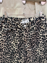 Jean only léopard  T.36