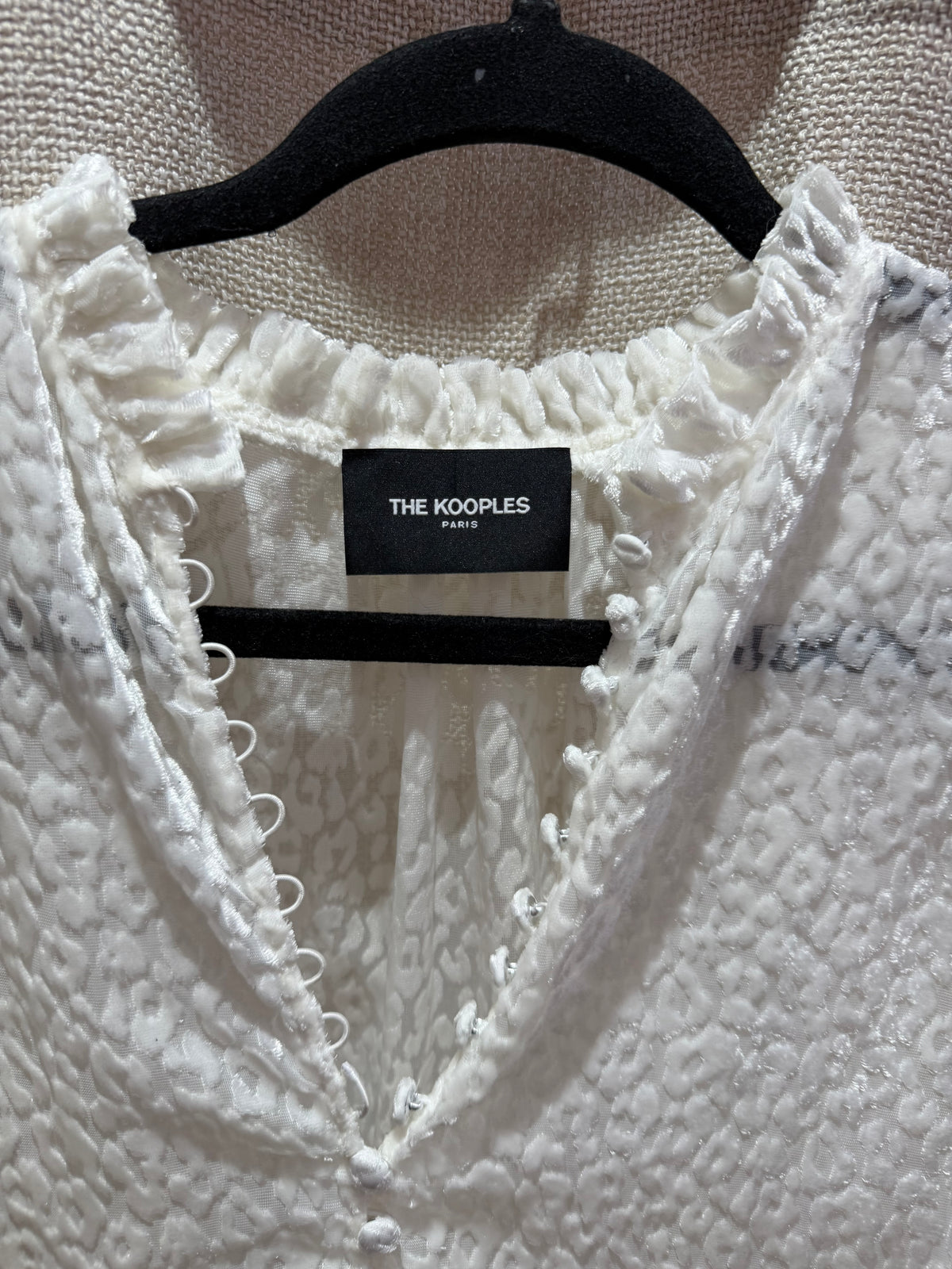 Blouse blanche en velours motif léopard T.S 20/09