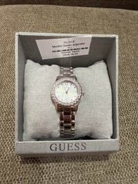 Montre Guess argentée 20/06