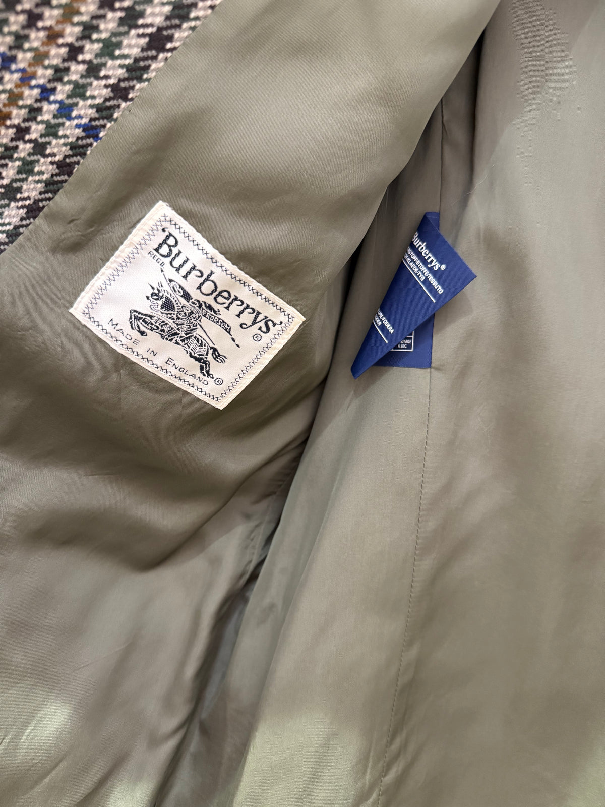 Veste Burberry pied de poule T.40