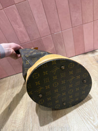 Louis Vuitton bucket sac