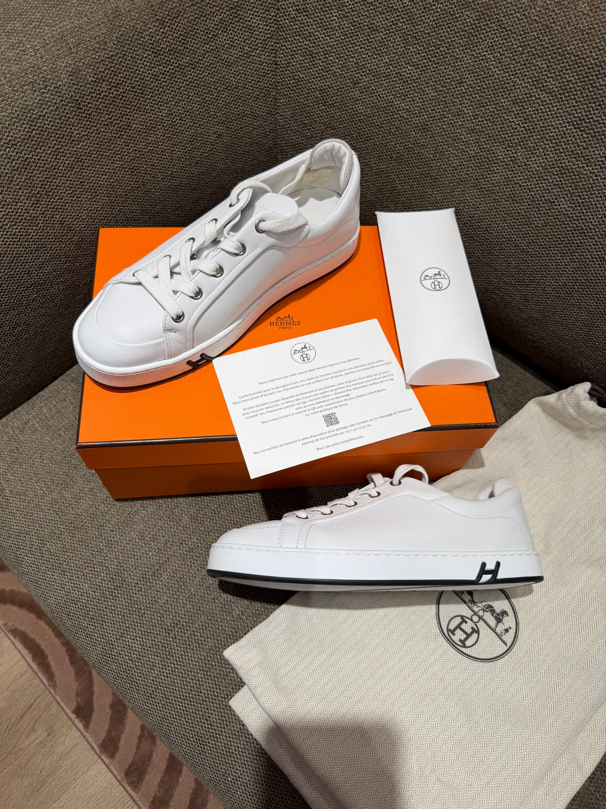Baskets blanches Hermès T.38 27/08