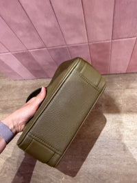 Sac Marc Jacob en cuir kaki 24/07
