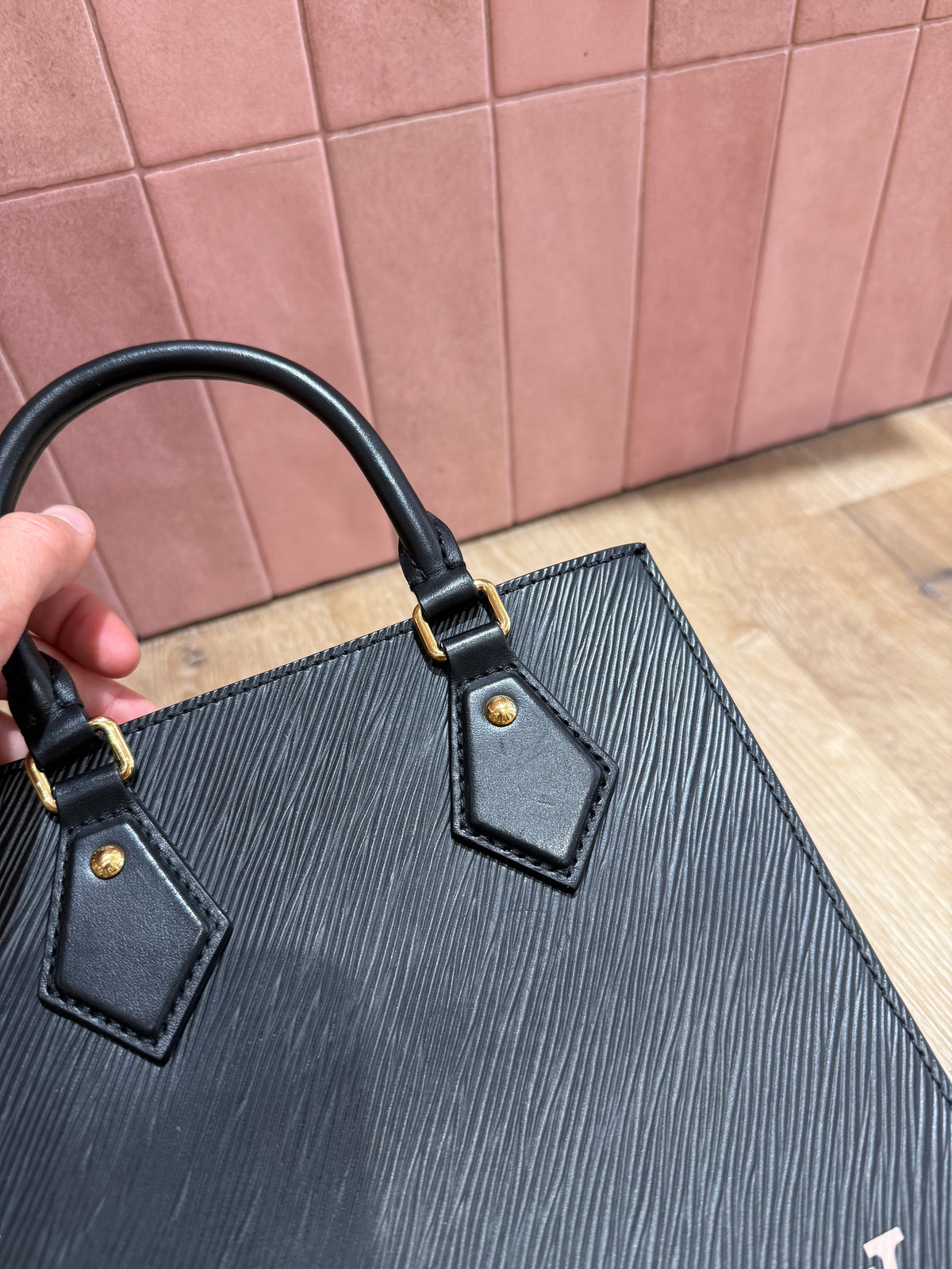 Sac Louis Vuitton plat épi bb 17/06