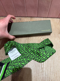 Foulard Longchamp vert fluo soie