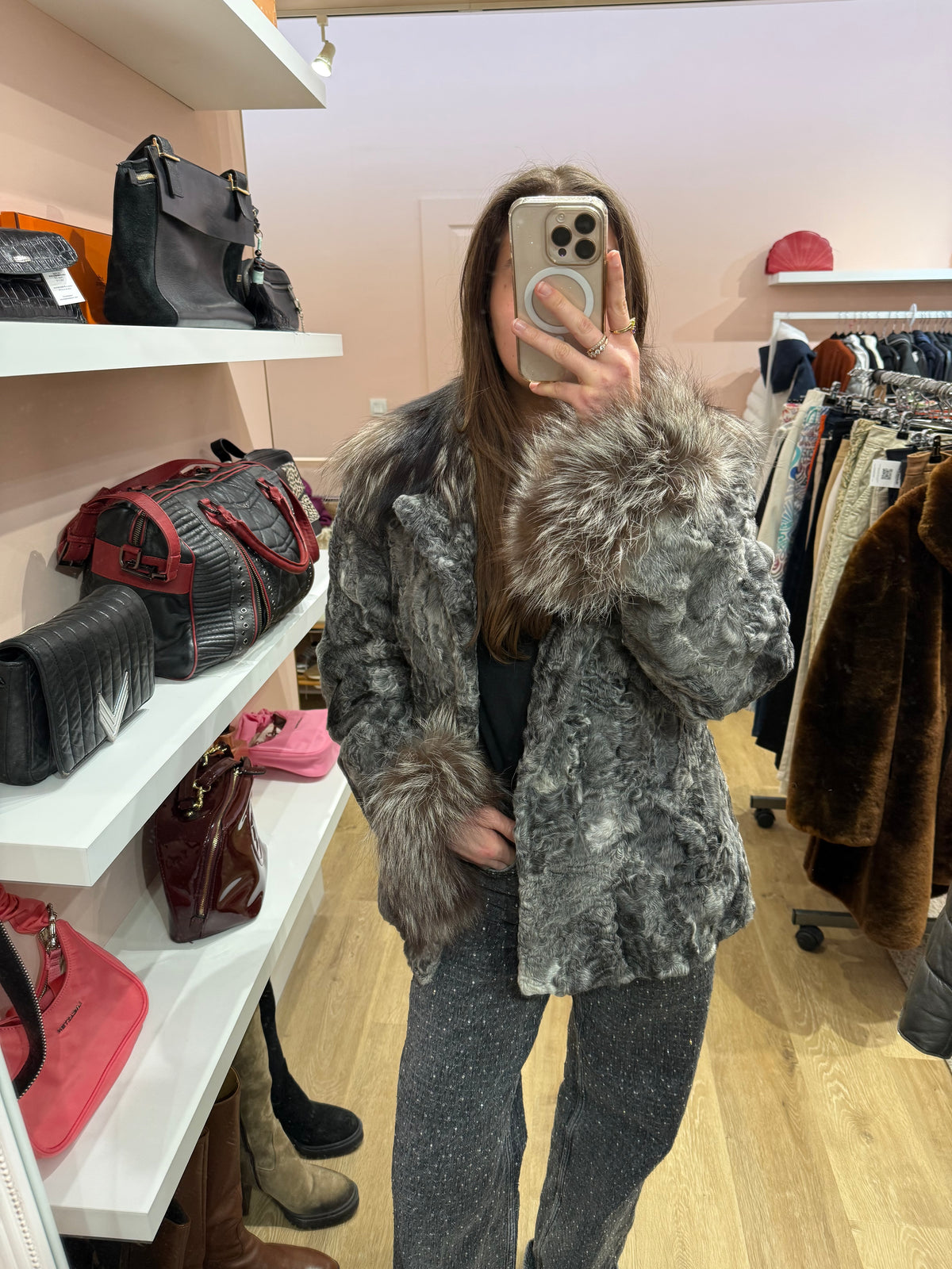 Manteau en astrakan et renard T.M