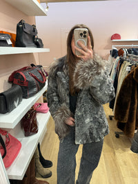Manteau en astrakan et renard T.M